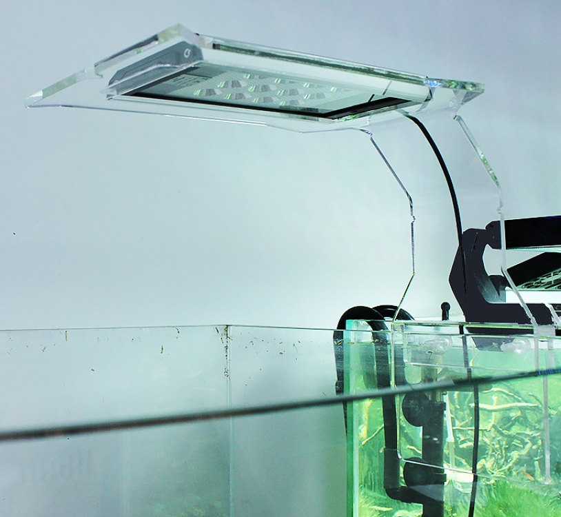 Светодиодный led cветильник для освещения аквариумов c морской водой SLIMIC 15S (acrylic single)